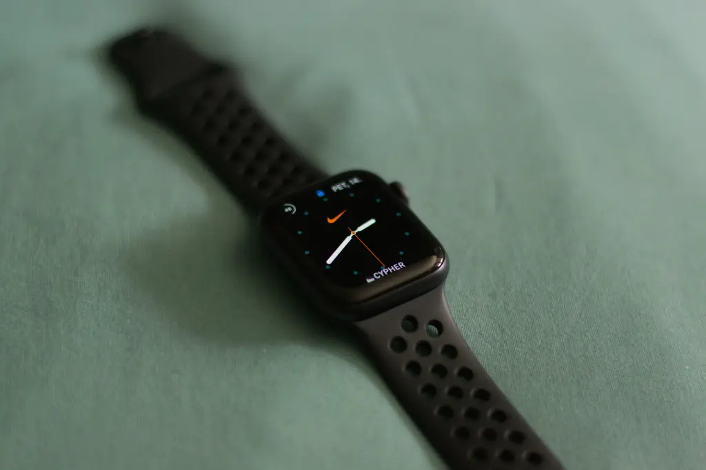 unsplash_FF8Kqb86V38_apple smart watch.webp.jpg