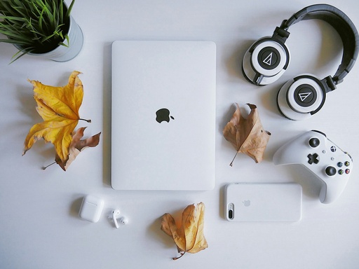 Apple Laptop
